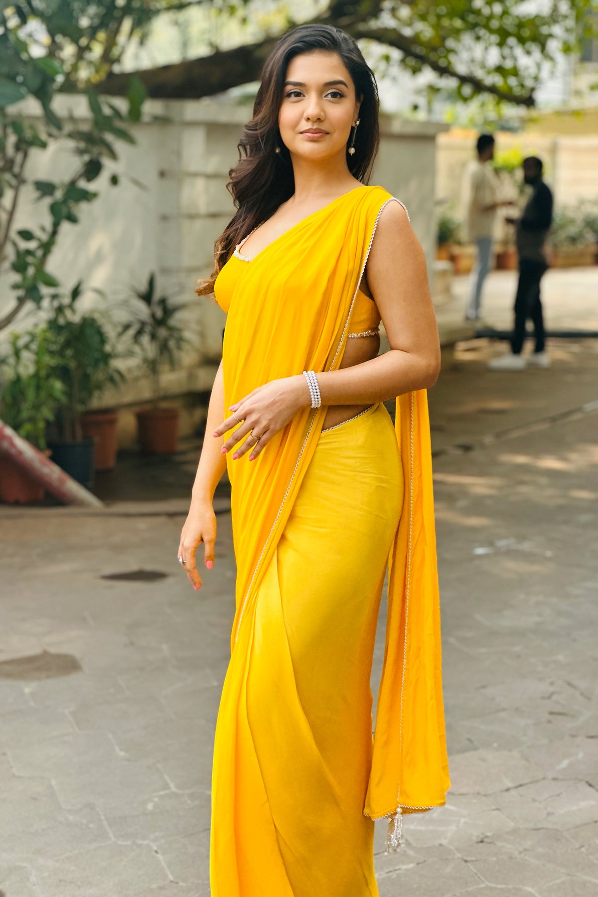 Divya Agarwal in Chiffon Saree & Chanderi Blouse