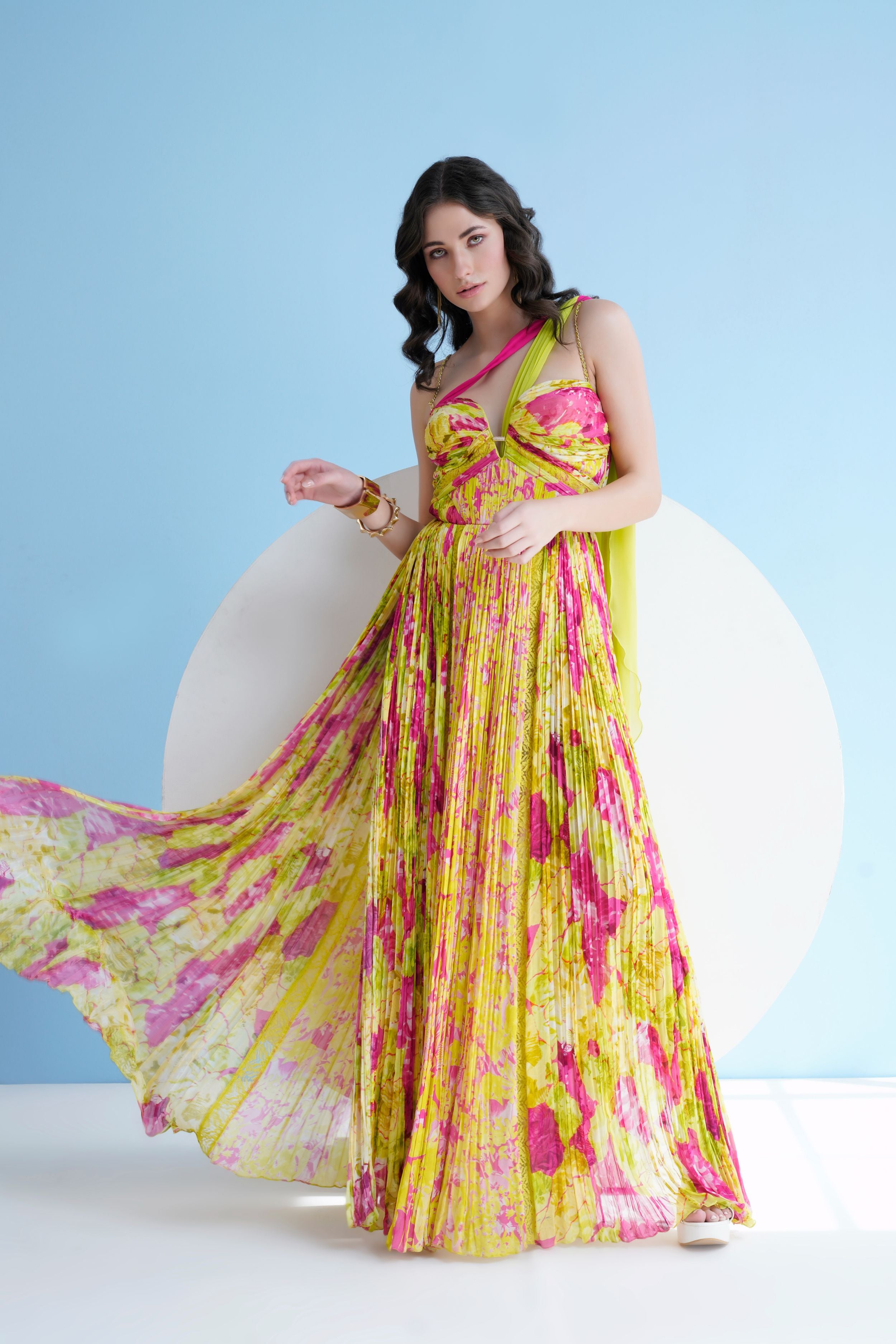 Floral printed long dress in pleated chiffon