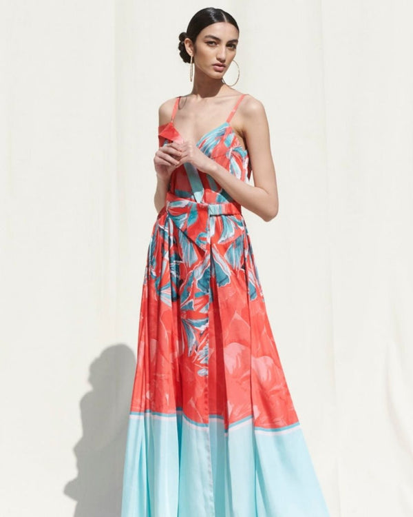 Wrap Panelled Dress And A Belt Details