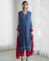 Straight Kurta Paired With Pants And Dupatta