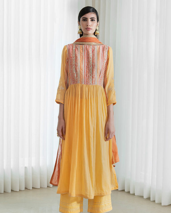 Yoke Kurta With Solid Pants And Dupatta