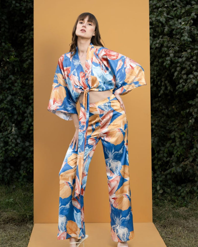 Hawaii printed wrap top and pants