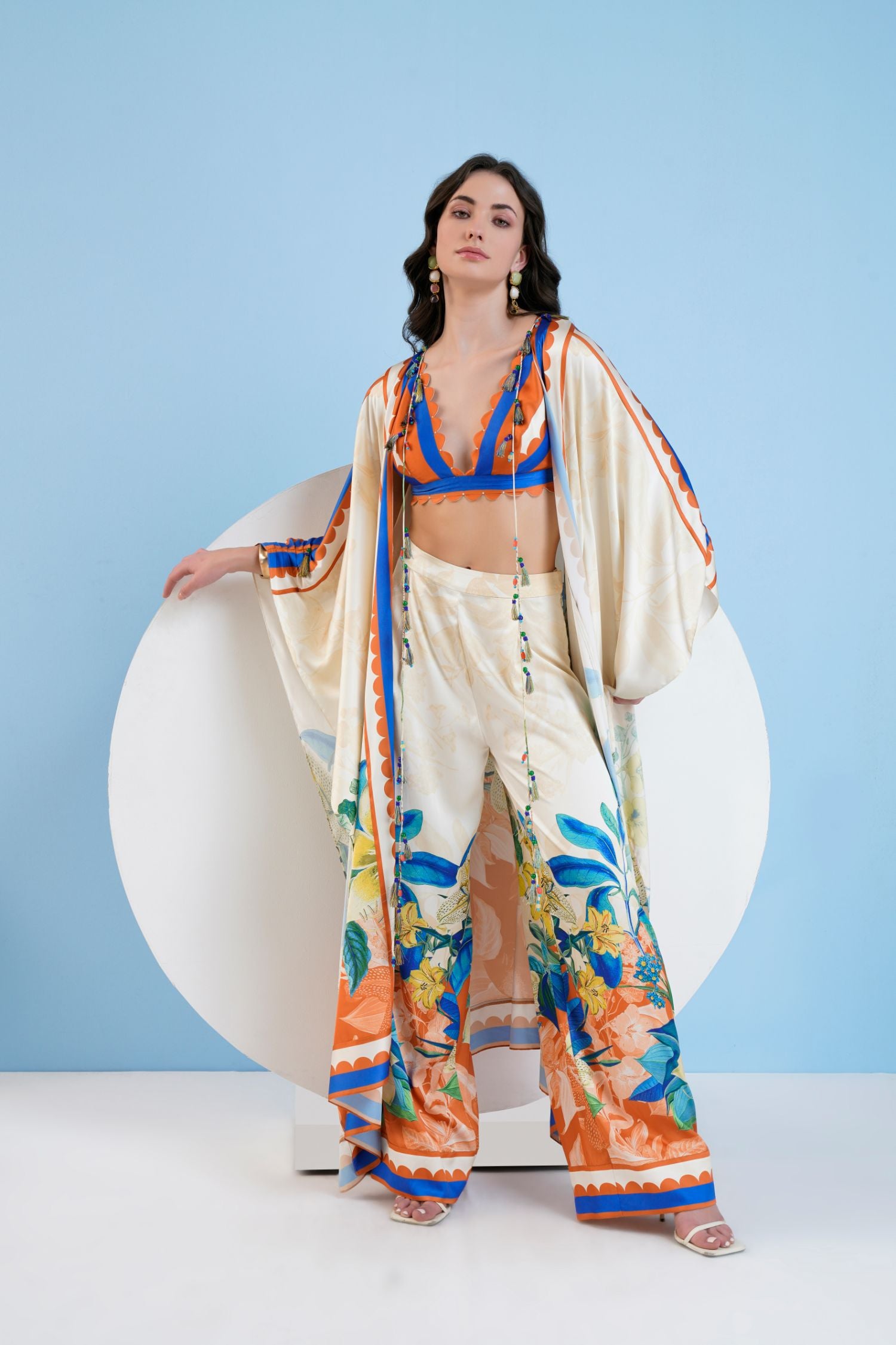 Vivid Floral Printed Cape, Pants And Bustier With Scallop Neckline