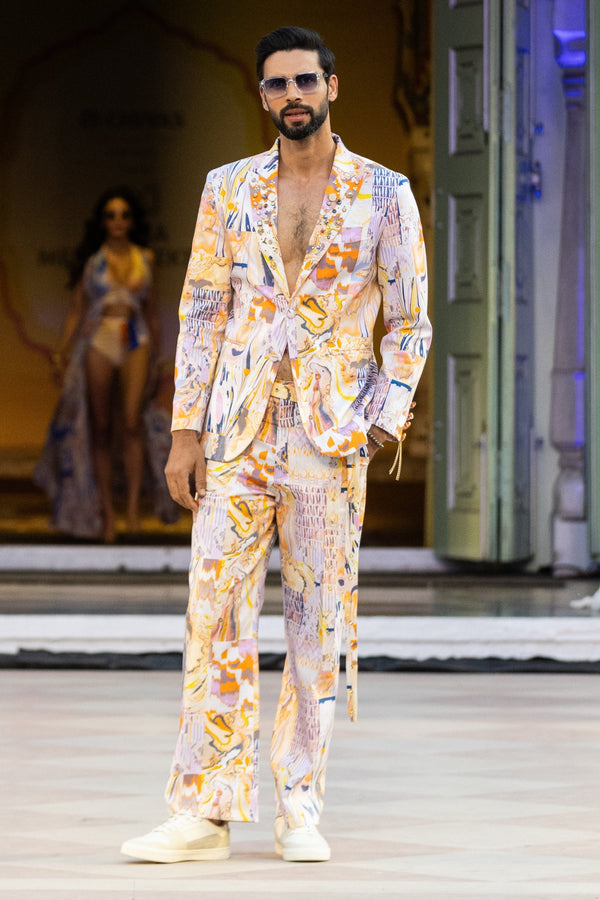 Printed trouser with belt