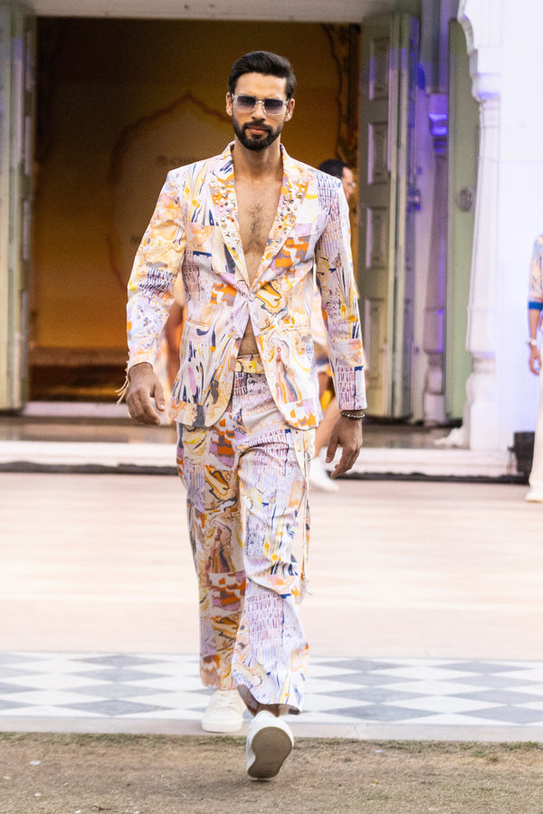 Printed trouser with belt