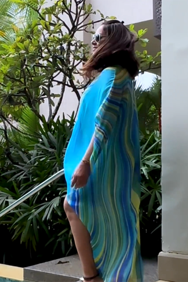 Bipasha Basu - Blue marble printed kaftan dress