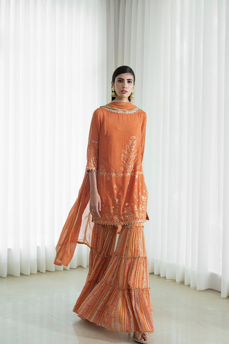Kurta set with tiered sharara
