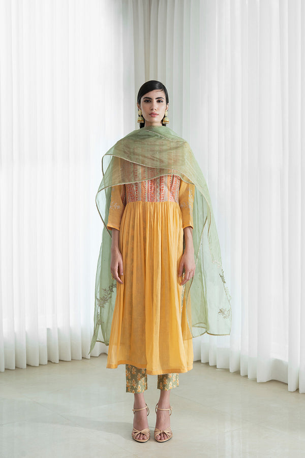 Yoke Kurta With Printed Pants And Dupatta