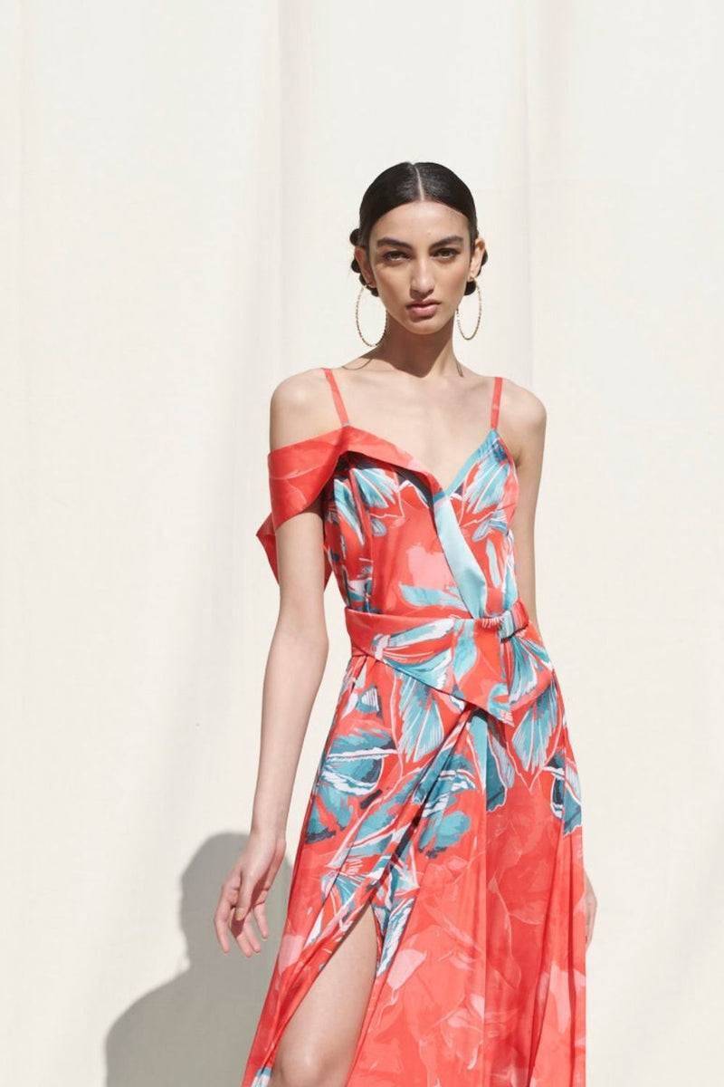 Wrap Panelled Dress And A Belt Details