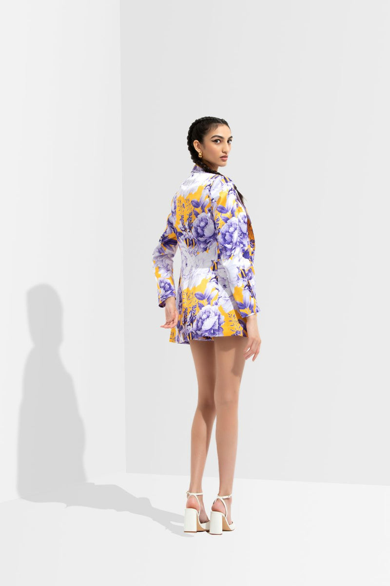 Sumire Printed Jacket Paired With Bustier And Shorts