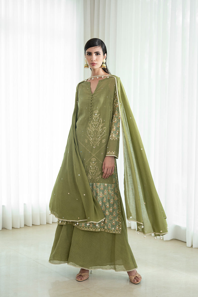 Kurta-sharara set with  foil dupatta