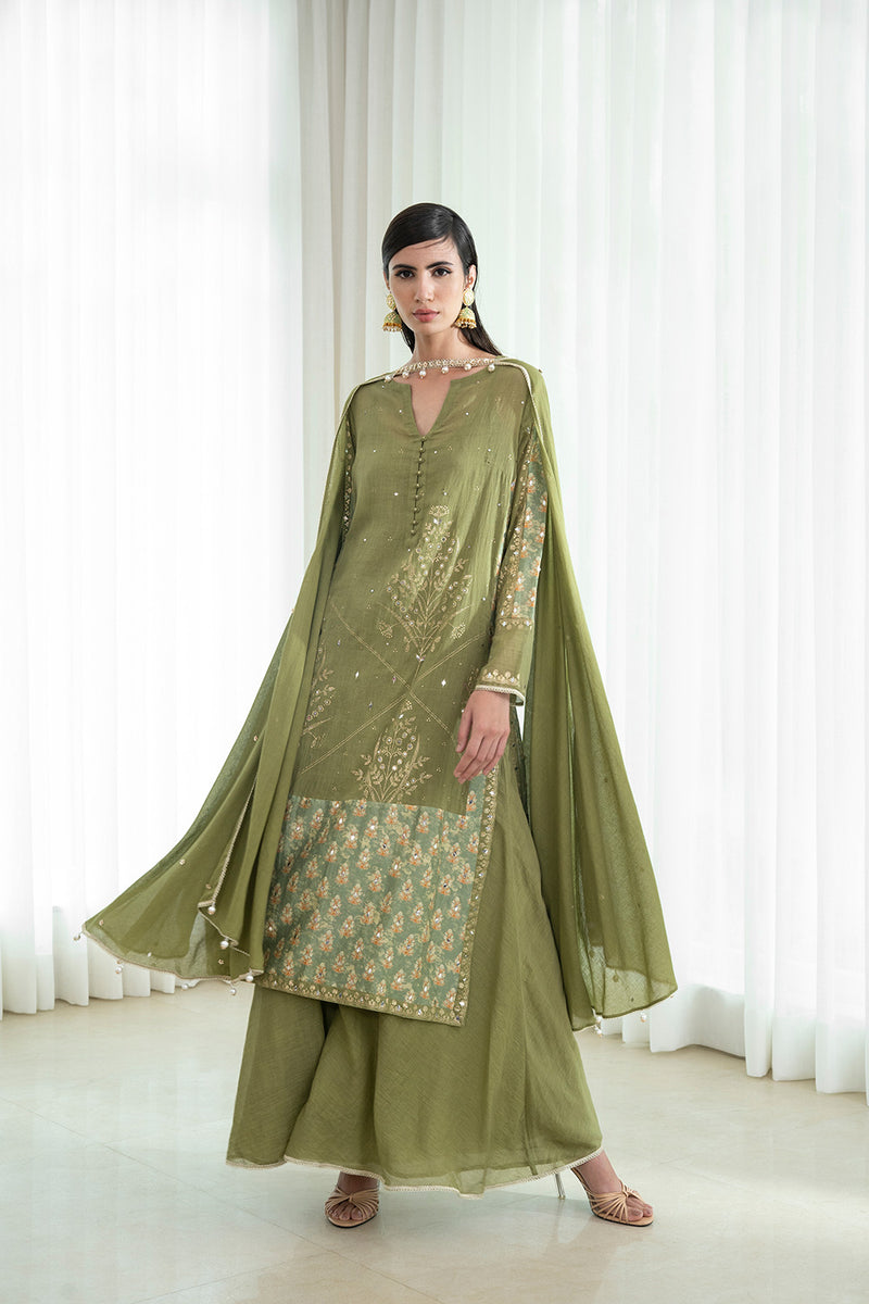 Kurta-sharara set with  foil dupatta