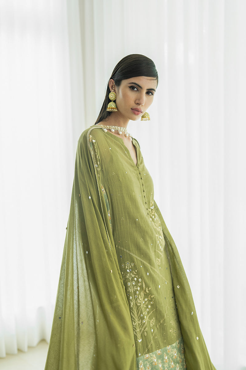 Kurta-sharara set with  foil dupatta