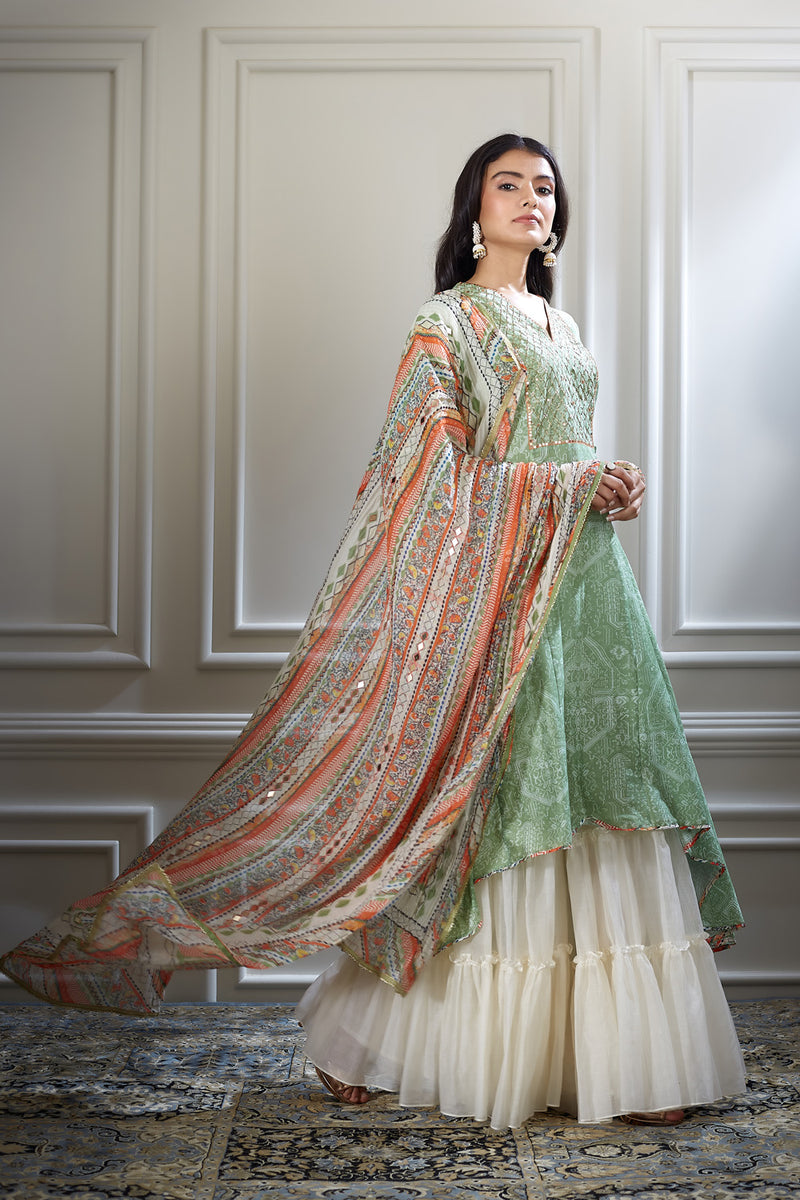 Embroidered asymmetric Kurta set